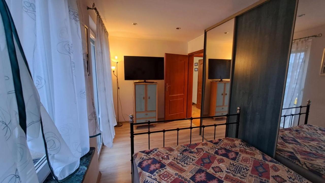 Dziwnow Apartament 200M Od Plazy Bagian luar foto